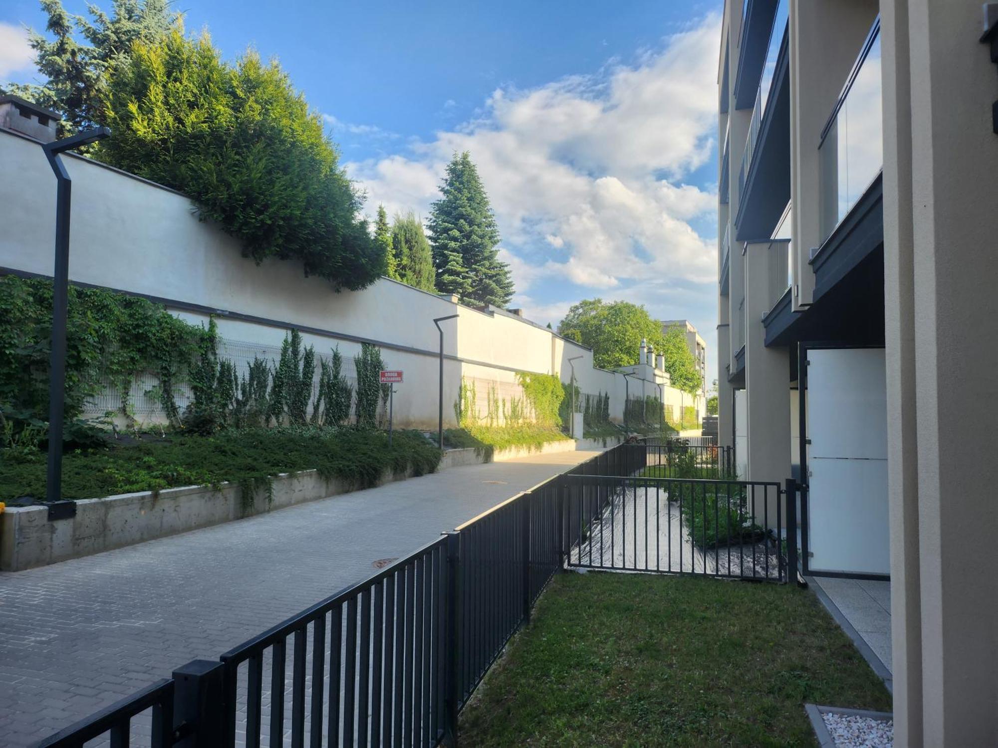 Dwa Jelonki, Ul Sciegiennego, Centrum, Garaz, Ogrodek Kielce Exterior foto